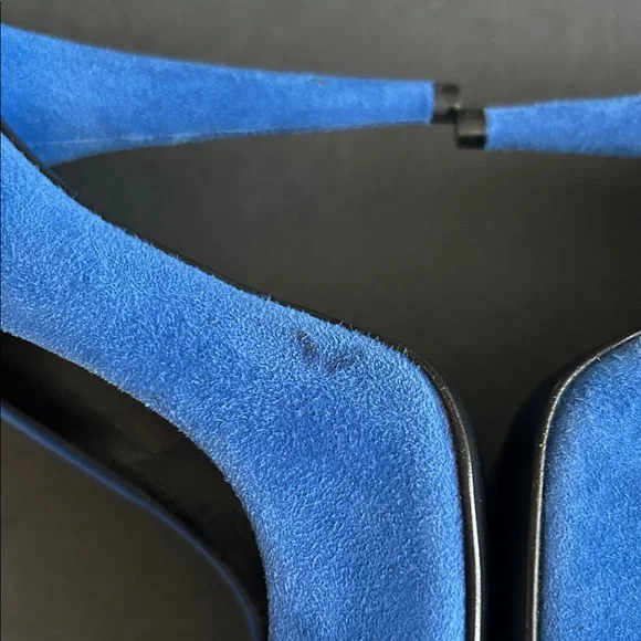 Giuseppe Zanotti Royal Blue Heels with Gold Detail - Picture 15 of 16